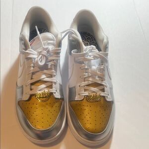 Nike White and Gold Sneakers